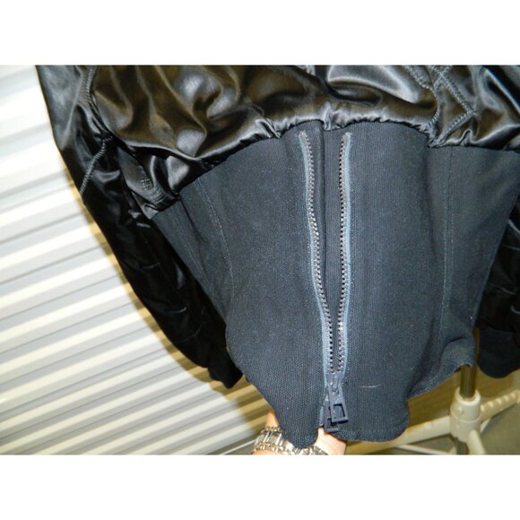 Christian Dior Black Satin & Faux Fur Cropped Jacket Size 6 Made In Italy - Picture 9 of 16